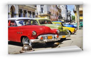 Fototapeta Kolorowe samochody w Hawanie ścienna