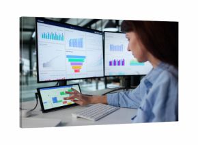 Analyzing Data On Busy Schedule, Meeting Online