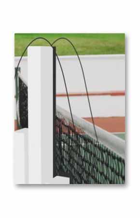 Displaying white bar chart sculpture weaving black curved line on tennis court, with net background