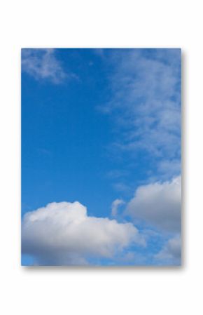 Błękitne niebo z chmurami. Blue sky with clouds. 