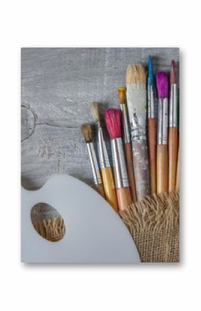 Palette and brush painter