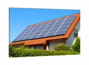 Solardach auf einem Einfamilienhaus