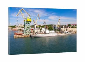 Aerial photography of the seaside city on a Sunny day.