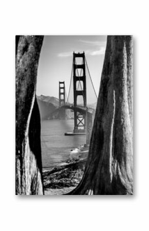 silhouette black and white of the Golden Gate Bridge