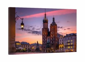 Widok na Kościół Mariacki o poranku - średni format GFX 50 sII  