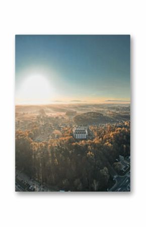 Miasto przemysłowe Jastrzębie-Zdrój na Śląsku w Polsce, panorama z lotu ptaka jesienią