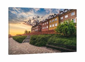 Stare Miasto w Warszawie o wschodzie słońca