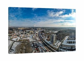 Jastrzębie Zdrój, miasto przemysłowe zimą z lotu ptaka na Śląsku w Polsce, panorama