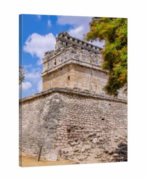 Casa Roja, Zona Arqueológica de Chichén Itzá, Yucatán, México.