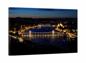 Budapeszt by night, Budapeszt nocą