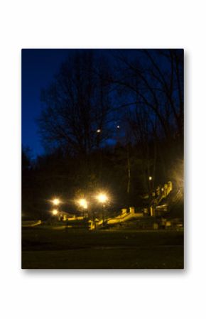 miasto nocą  