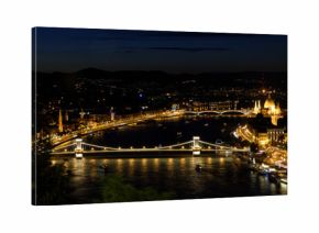 Budapeszt by night, Budapeszt nocą