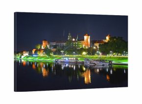 Kometa C/2020 F3 NEOWISE nad grodem Kraka - Kometa nad krakowskim zamkiem Wawel.