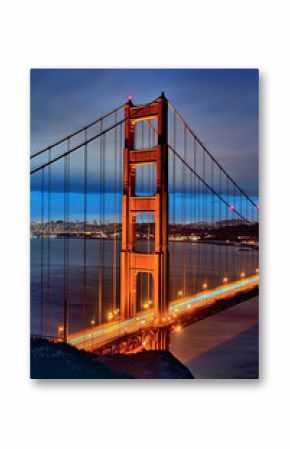 famous Golden Gate Bridge by night