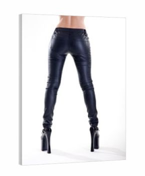 Long legs in skinny leather pants