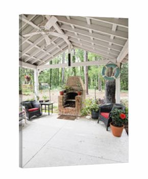 outdoor patio and pizza oven