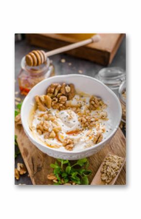 Fresh cheese with honey and walnuts