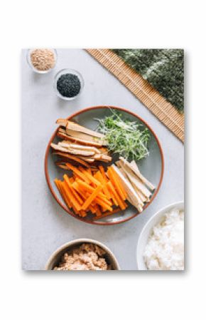 Making vegan maki sushi