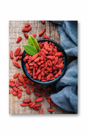 dry red goji berries