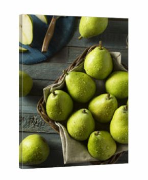 Raw Green Organic Danjou Pears
