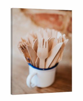 Wooden cutlery