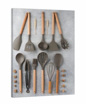  Set of kitchen utensils on a gray background. The concept of the kitchen, the preparation of dishes. 