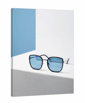 Trendy Women's blue color glasses. female sunglasses