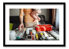 Parent-child emergency preparedness with essential supplies checklist