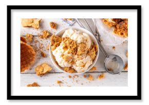 Honeycomb crunch ice cream, tasty brown sugar gelato with dalgona honeycomb crunch on it, tasty viral dessert