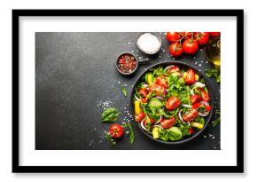Fresh salad with leaves and vegetables.