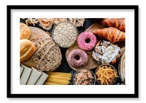 Composition with variety of food products containing gluten
