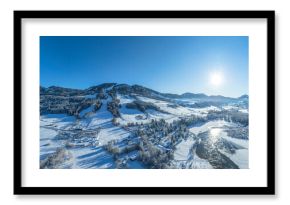 Winterliche Stimmung am Grüntensee nahe Wertach im Oberallgäu