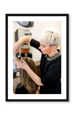 Besuch im Friseur Salon