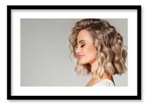 Beautiful  blonde model  girl  with short  curly  hair . Smiling  woman hairstyle wavy curls .     Fashion , beauty and makeup portrait