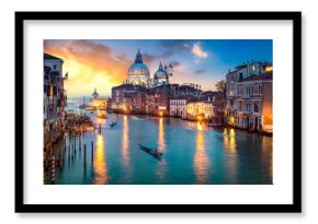 Sonnenuntergang über dem Canal Grande in Venedig, Italien