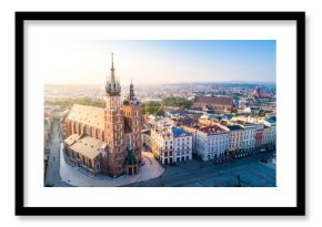 Wschód słońca Rynek Główny w Krakowie. Sunrise over the Main Square in Cracow.