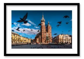 The main square in Krakow with a view of the cloth hall and St. Mary's Basilica. Rynek główny w krakowie z widokiem na sukiennice i bazylikę mariacką.