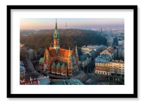 Rynek podgórski w Krakowie i Kościół Św. Józefa z drona mavic 3 classic