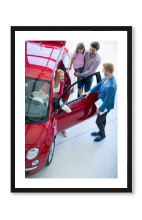 Young family chooses to buy a car