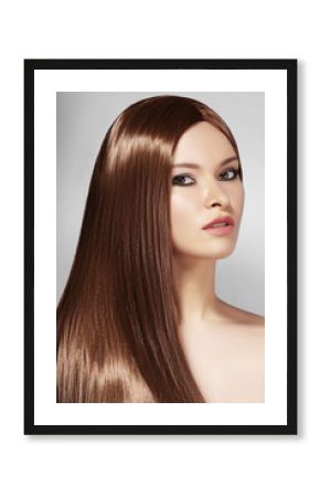 Beautiful yong Woman with Long Straight Brown Hair. Sexy Fashion Model with Smooth Gloss Hairstyle. Keratine Treatment