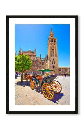 Séville, La Giralda vue de la place vierge des rois