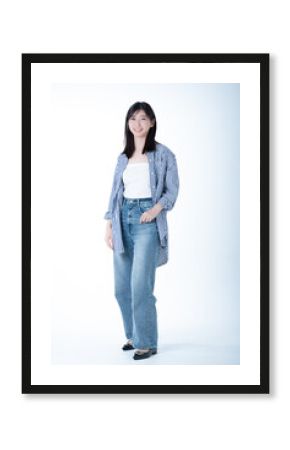 日本人女性のファッションイメージ