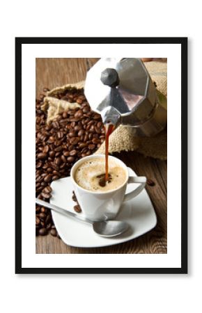 tazza di caffè con moka
