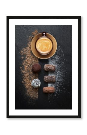 Truffe au cocolat sur Ardoise avec café expresso
