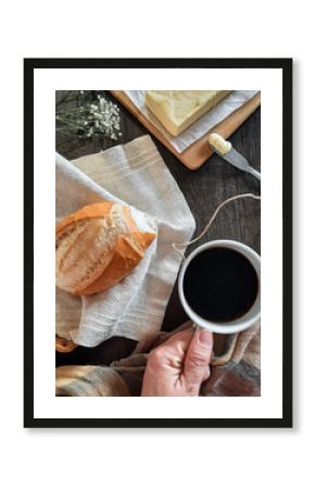 café preto coado, refeição da manhã ou da tarde com pão francês e manteiga de leite caseira