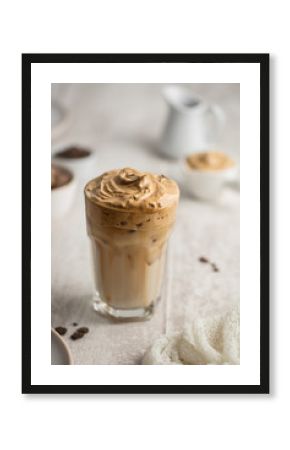 dalgona coffee café frappé mousse lait