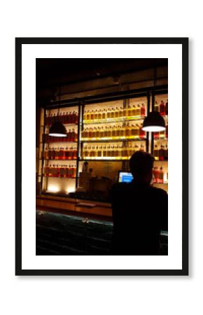 interior taller bar macera
