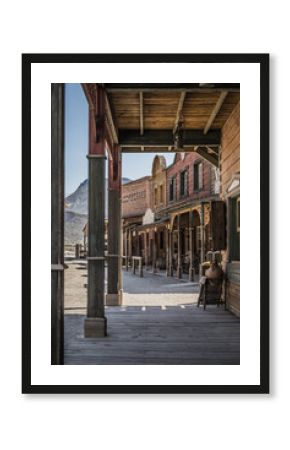 paisaje de un poblado del oeste americano. decorado de cine western