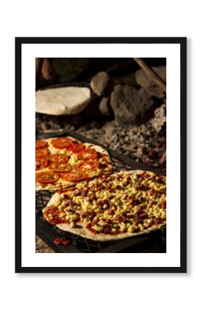 Detalle de pizza a la parrilla.