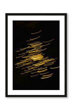 malowane światłem, obraz świetlny z wzorami i kształtami, abstrakcyjna fotografia z poruszającymi się światłami, Blurred Light painting, żółte maziaje świetlne, light painting photography, abstarct